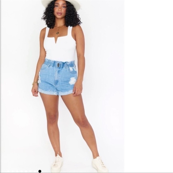 Show Me Your MuMu Emilia Jean Shorts
Elastic Waistband High Rise Like New - Picture 3 of 16